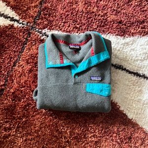 Patagonia grey synchilla pullover size medium